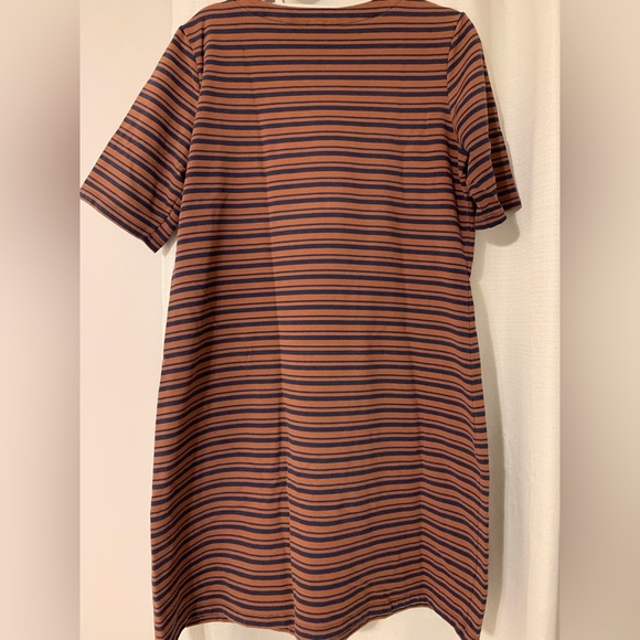 Christopher Banks comfy dress - Picture 2 of 3